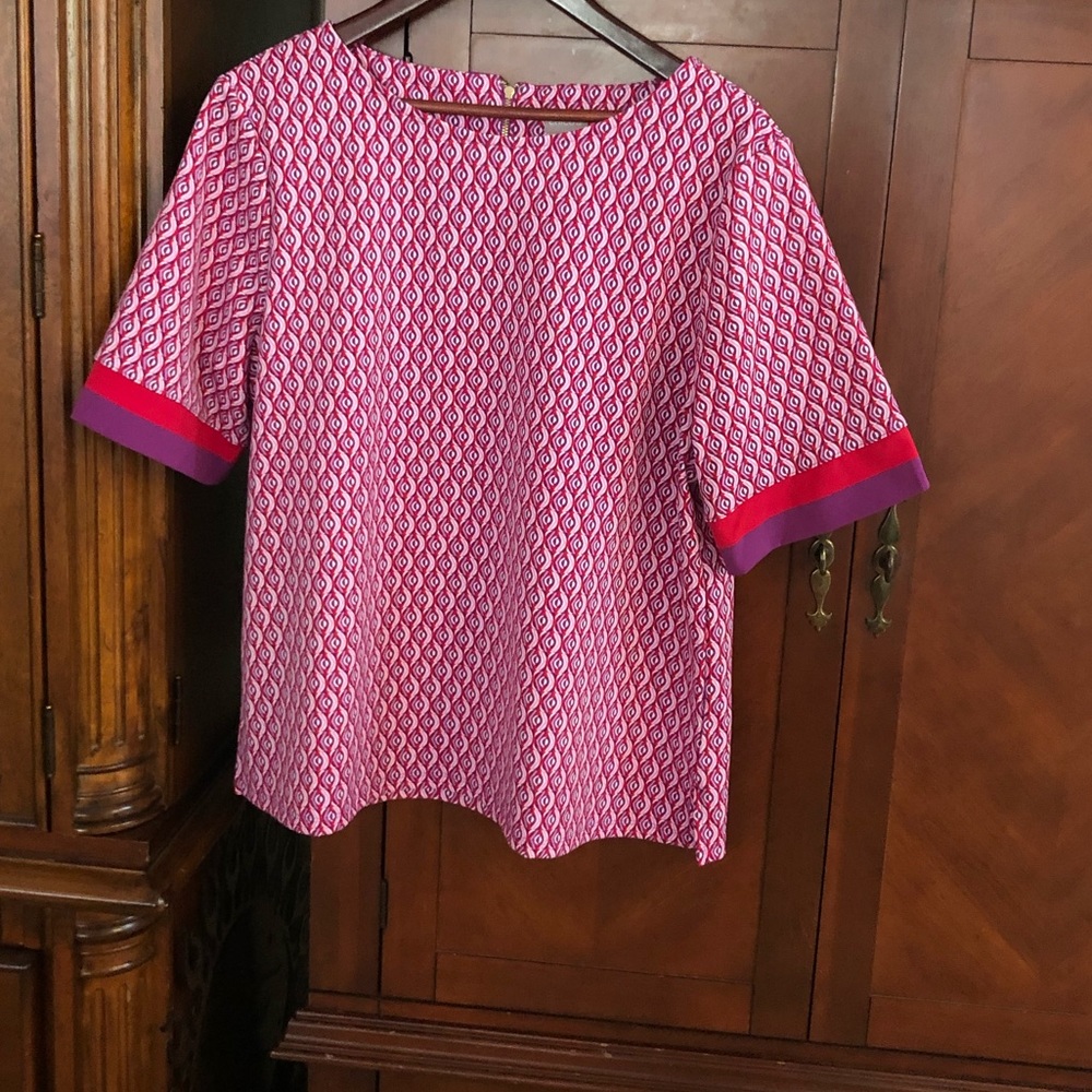 CHICO’S size 2 or L/14 Pattern Top